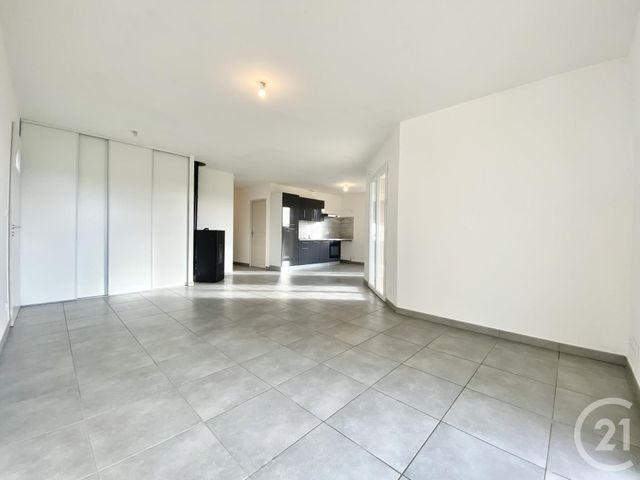 Maison &agrave; louer - 4 pi&egrave;ces - 83,95 m2 - Les Abrets En Dauphine - 38 - RHONE-ALPES