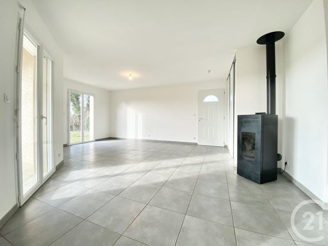 Maison &agrave; louer - 4 pi&egrave;ces - 83,95 m2 - Les Abrets En Dauphine - 38 - RHONE-ALPES