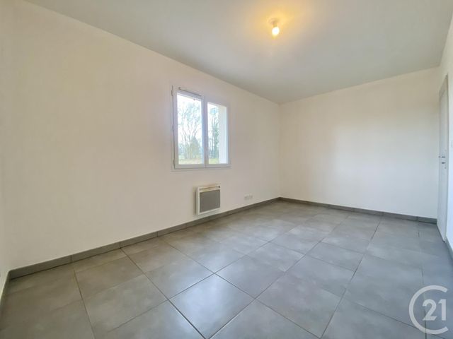 Maison &agrave; louer - 4 pi&egrave;ces - 83,95 m2 - Les Abrets En Dauphine - 38 - RHONE-ALPES