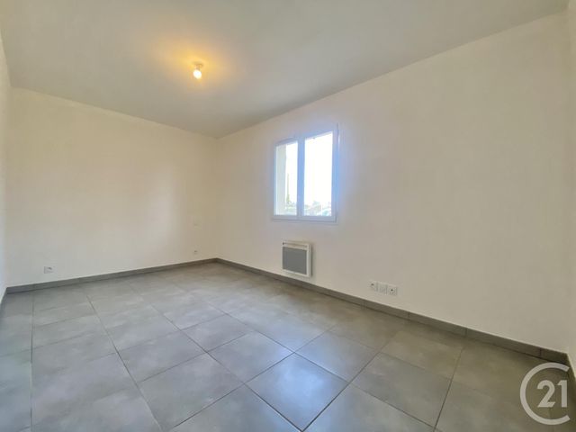 Maison &agrave; louer - 4 pi&egrave;ces - 83,95 m2 - Les Abrets En Dauphine - 38 - RHONE-ALPES