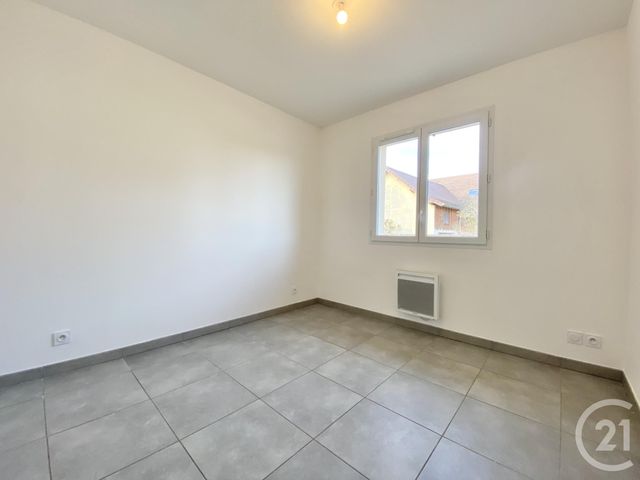 Maison &agrave; louer - 4 pi&egrave;ces - 83,95 m2 - Les Abrets En Dauphine - 38 - RHONE-ALPES