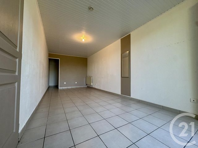 Appartement T2 &agrave; vendre - 3 pi&egrave;ces - 76,93 m2 - St Genix Sur Guiers - 73 - RHONE-ALPES