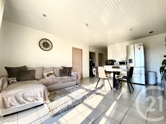 appartement - ST GENIX SUR GUIERS - 73