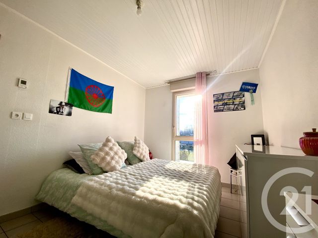 Appartement T3 &agrave; vendre - 3 pi&egrave;ces - 57,44 m2 - St Genix Sur Guiers - 73 - RHONE-ALPES