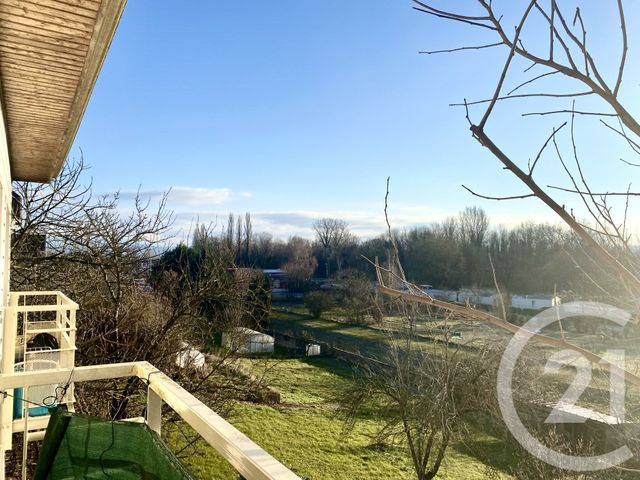 Appartement T3 &agrave; vendre - 3 pi&egrave;ces - 56,55 m2 - St Genix Sur Guiers - 73 - RHONE-ALPES