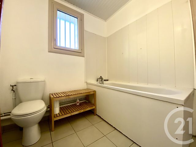 Appartement T3 &agrave; vendre - 3 pi&egrave;ces - 56,55 m2 - St Genix Sur Guiers - 73 - RHONE-ALPES