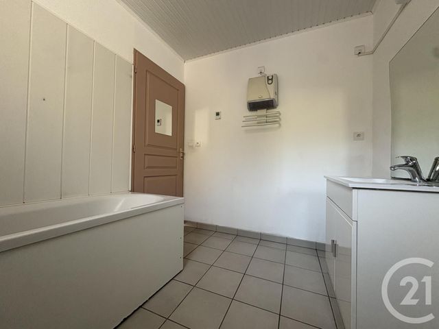 Appartement T3 &agrave; vendre - 3 pi&egrave;ces - 56,55 m2 - St Genix Sur Guiers - 73 - RHONE-ALPES