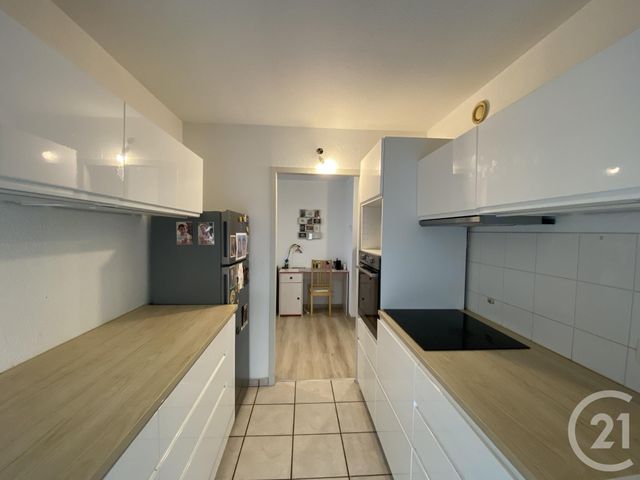 Appartement T3 &agrave; vendre - 3 pi&egrave;ces - 62,27 m2 - Voiron - 38 - RHONE-ALPES