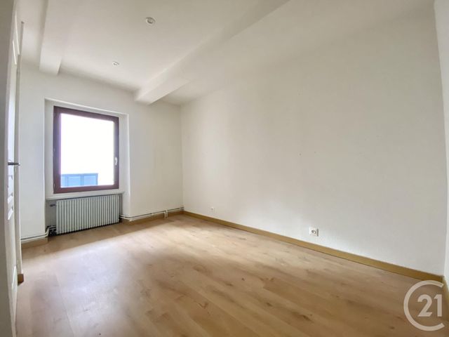 Maison &agrave; louer - 4 pi&egrave;ces - 81,84 m2 - La Tour Du Pin - 38 - RHONE-ALPES