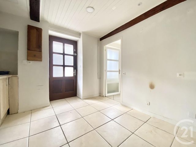 Maison &agrave; louer - 4 pi&egrave;ces - 81,84 m2 - La Tour Du Pin - 38 - RHONE-ALPES