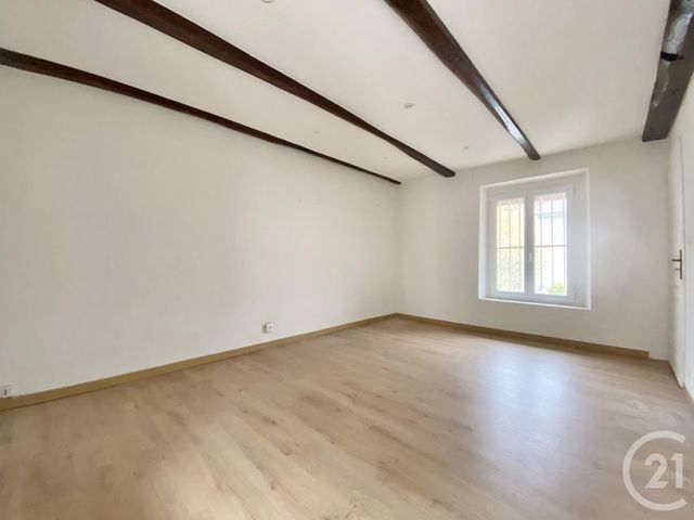 Maison &agrave; louer - 4 pi&egrave;ces - 81,84 m2 - La Tour Du Pin - 38 - RHONE-ALPES