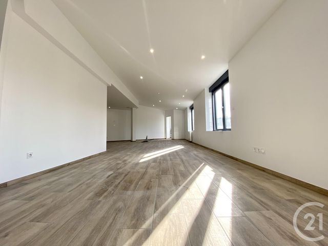 Appartement T4 &agrave; vendre - 4 pi&egrave;ces - 110 m2 - La Tour Du Pin - 38 - RHONE-ALPES