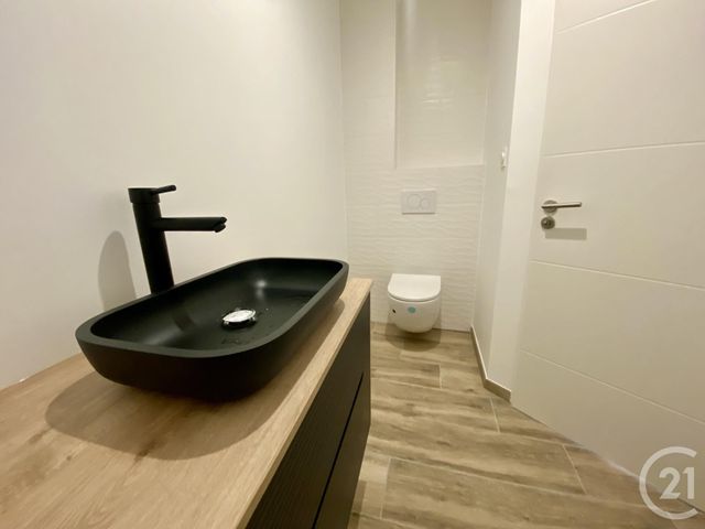 Appartement T4 &agrave; vendre - 4 pi&egrave;ces - 110 m2 - La Tour Du Pin - 38 - RHONE-ALPES