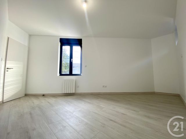 Appartement T4 &agrave; vendre - 4 pi&egrave;ces - 110 m2 - La Tour Du Pin - 38 - RHONE-ALPES