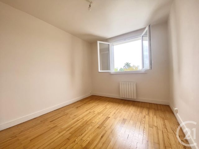 Appartement T3 &agrave; vendre - 3 pi&egrave;ces - 53,15 m2 - Les Abrets En Dauphine - 38 - RHONE-ALPES