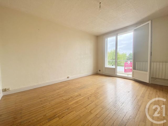Appartement T3 &agrave; vendre - 3 pi&egrave;ces - 53,15 m2 - Les Abrets En Dauphine - 38 - RHONE-ALPES