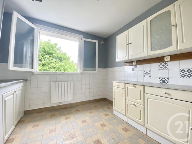 Appartement T3 &agrave; vendre - 3 pi&egrave;ces - 53,15 m2 - Les Abrets En Dauphine - 38 - RHONE-ALPES