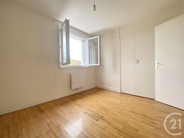 Appartement T3 &agrave; vendre - 3 pi&egrave;ces - 53,15 m2 - Les Abrets En Dauphine - 38 - RHONE-ALPES