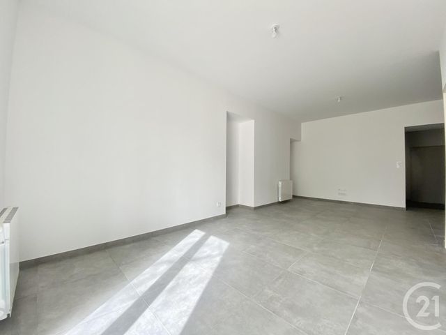 Appartement T2 &agrave; louer - 2 pi&egrave;ces - 51,55 m2 - Les Avenieres Veyrins Thuellin - 38 - RHONE-ALPES