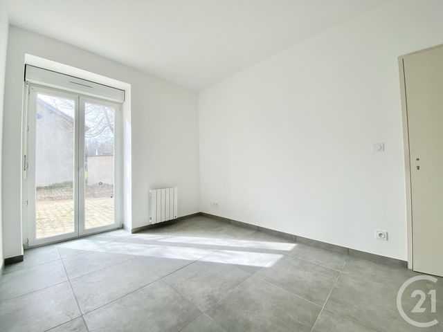 Appartement T2 &agrave; louer - 2 pi&egrave;ces - 51,55 m2 - Les Avenieres Veyrins Thuellin - 38 - RHONE-ALPES