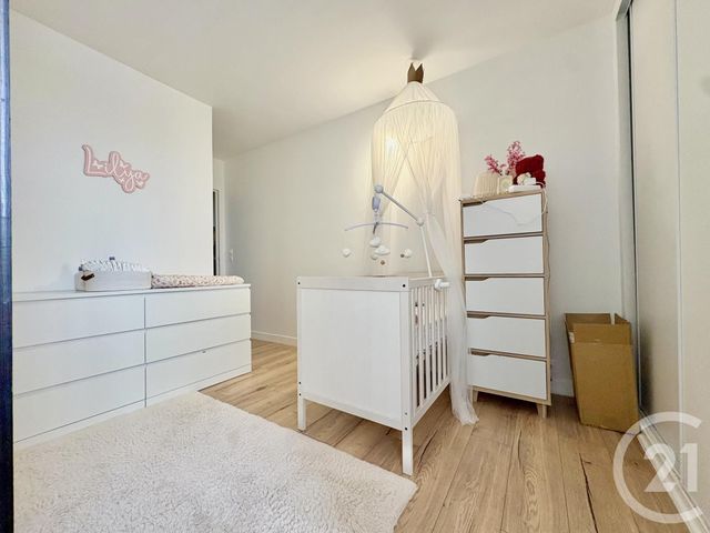 Appartement T4 &agrave; vendre - 4 pi&egrave;ces - 74,35 m2 - La Tour Du Pin - 38 - RHONE-ALPES