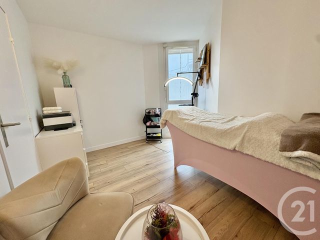 Appartement T4 &agrave; vendre - 4 pi&egrave;ces - 74,35 m2 - La Tour Du Pin - 38 - RHONE-ALPES