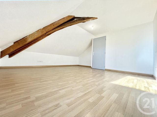 Appartement T3 &agrave; louer - 3 pi&egrave;ces - 75,37 m2 - Les Avenieres Veyrins Thuellin - 38 - RHONE-ALPES