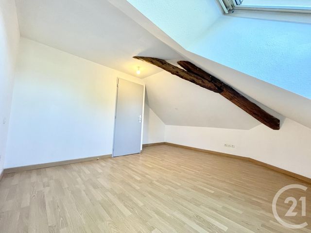 Appartement T3 &agrave; louer - 3 pi&egrave;ces - 75,37 m2 - Les Avenieres Veyrins Thuellin - 38 - RHONE-ALPES