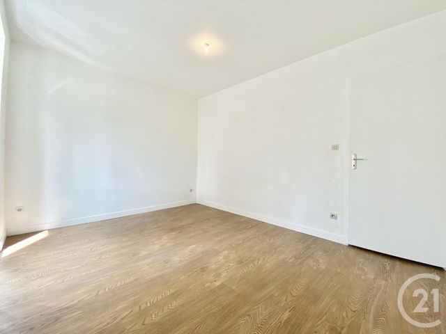 Appartement F3 bis &agrave; louer - 4 pi&egrave;ces - 74,79 m2 - Les Avenieres Veyrins Thuellin - 38 - RHONE-ALPES