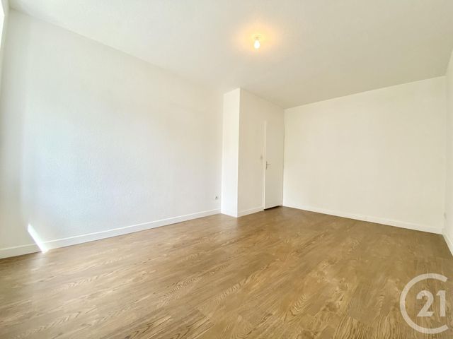 Appartement F3 bis &agrave; louer - 4 pi&egrave;ces - 74,79 m2 - Les Avenieres Veyrins Thuellin - 38 - RHONE-ALPES