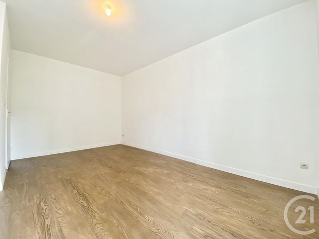 Appartement F3 bis &agrave; louer - 4 pi&egrave;ces - 74,79 m2 - Les Avenieres Veyrins Thuellin - 38 - RHONE-ALPES