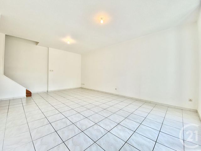 Appartement F3 bis &agrave; louer - 4 pi&egrave;ces - 74,79 m2 - Les Avenieres Veyrins Thuellin - 38 - RHONE-ALPES