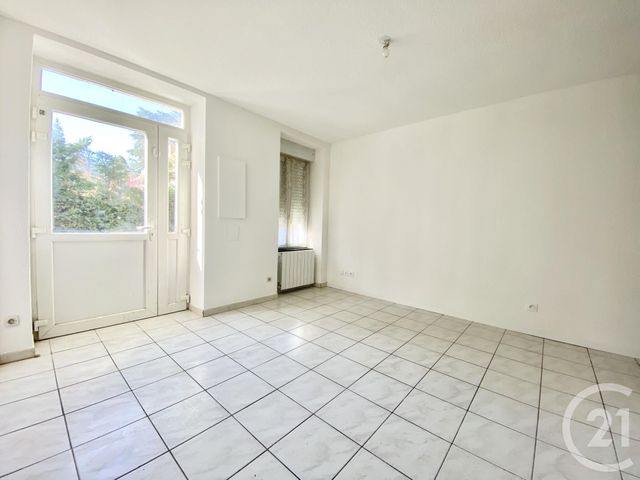 Appartement T3 &agrave; louer - 3 pi&egrave;ces - 56,45 m2 - Les Avenieres Veyrins Thuellin - 38 - RHONE-ALPES