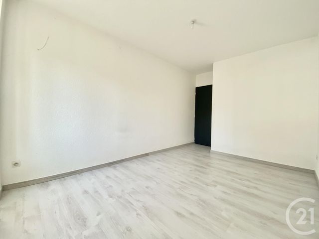 Appartement T3 &agrave; louer - 3 pi&egrave;ces - 56,45 m2 - Les Avenieres Veyrins Thuellin - 38 - RHONE-ALPES