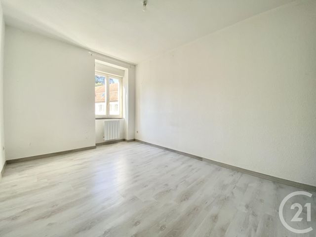 Appartement T3 &agrave; louer - 3 pi&egrave;ces - 56,45 m2 - Les Avenieres Veyrins Thuellin - 38 - RHONE-ALPES