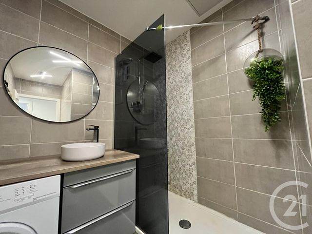 Appartement T3 &agrave; vendre - 3 pi&egrave;ces - 64,50 m2 - Chavanoz - 38 - RHONE-ALPES