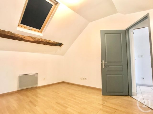 Appartement T3 &agrave; louer - 3 pi&egrave;ces - 51,35 m2 - Les Abrets En Dauphine - 38 - RHONE-ALPES