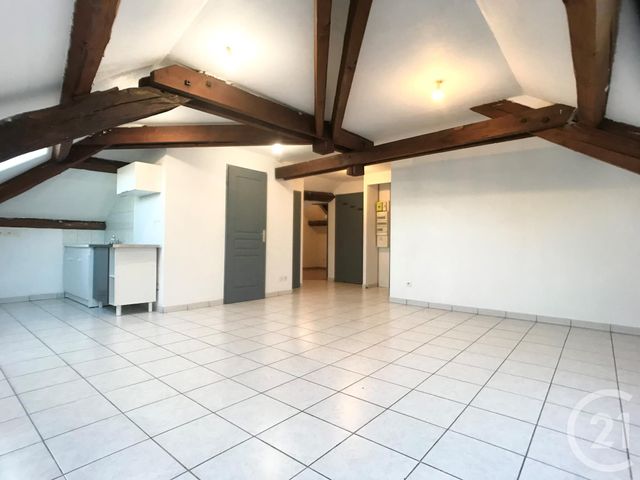 Appartement T3 &agrave; louer - 3 pi&egrave;ces - 51,35 m2 - Les Abrets En Dauphine - 38 - RHONE-ALPES