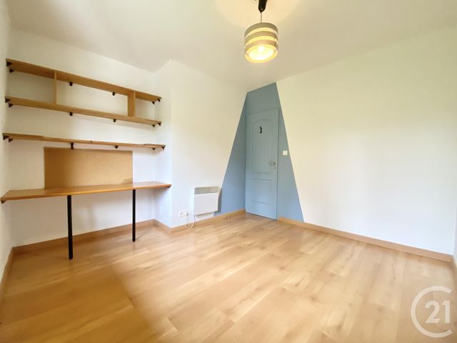 Maison &agrave; louer - 5 pi&egrave;ces - 100,66 m2 - St Andre Le Gaz - 38 - RHONE-ALPES