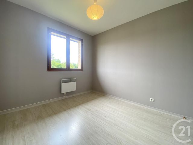 Maison &agrave; louer - 5 pi&egrave;ces - 100,66 m2 - St Andre Le Gaz - 38 - RHONE-ALPES