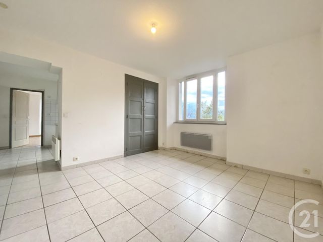 Appartement T3 &agrave; louer - 3 pi&egrave;ces - 67,24 m2 - St Pierre D Albigny - 73 - RHONE-ALPES
