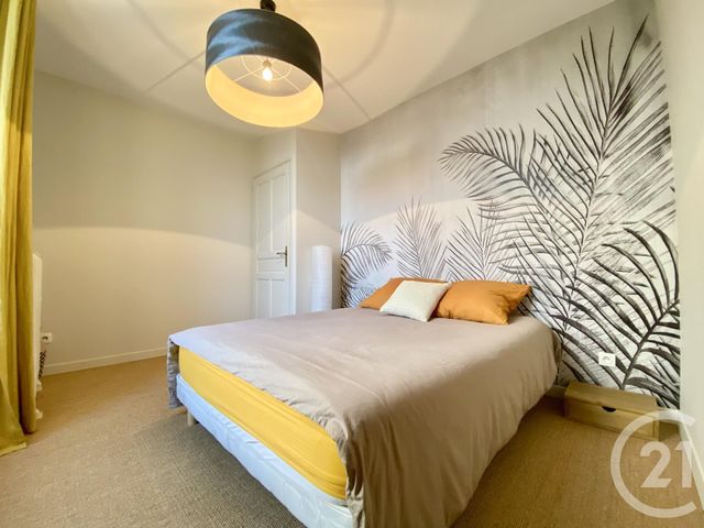 Appartement T5 &agrave; vendre - 5 pi&egrave;ces - 150,24 m2 - Les Abrets En Dauphine - 38 - RHONE-ALPES