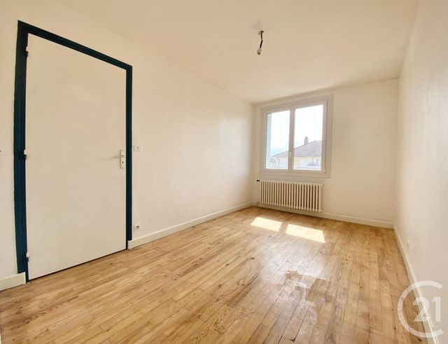 Appartement T4 &agrave; louer - 4 pi&egrave;ces - 68,88 m2 - Le Pont De Beauvoisin - 38 - RHONE-ALPES