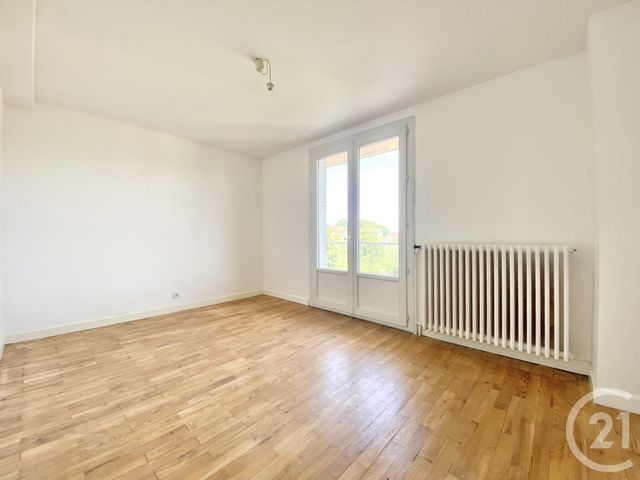 Appartement T4 &agrave; louer - 4 pi&egrave;ces - 68,88 m2 - Le Pont De Beauvoisin - 38 - RHONE-ALPES
