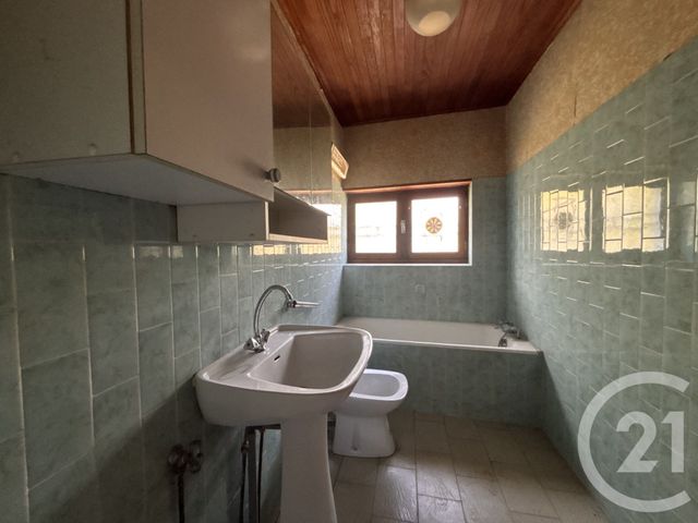 Maison &agrave; vendre - 5 pi&egrave;ces - 121,58 m2 - Les Abrets En Dauphine - 38 - RHONE-ALPES
