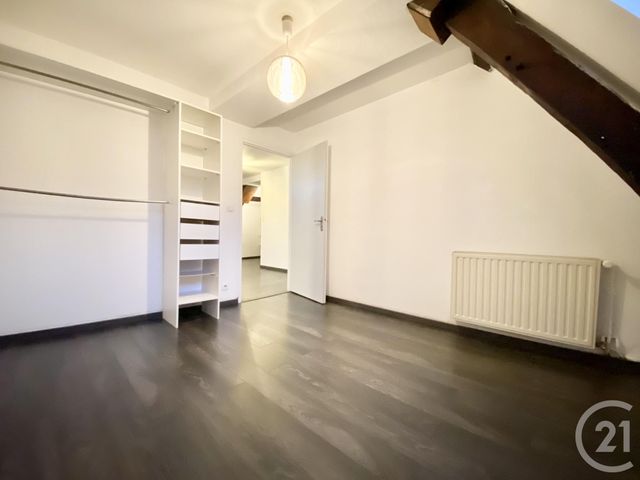 Appartement T3 &agrave; louer - 3 pi&egrave;ces - 55,17 m2 - Le Pont De Beauvoisin - 38 - RHONE-ALPES