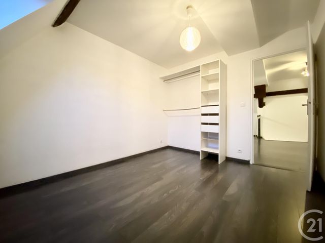 Appartement T3 &agrave; louer - 3 pi&egrave;ces - 55,17 m2 - Le Pont De Beauvoisin - 38 - RHONE-ALPES