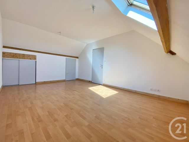 Appartement T4 &agrave; louer - 4 pi&egrave;ces - 79,61 m2 - La Batie Montgascon - 38 - RHONE-ALPES