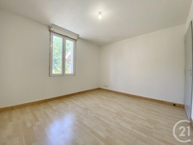 Appartement T4 &agrave; louer - 4 pi&egrave;ces - 79,61 m2 - La Batie Montgascon - 38 - RHONE-ALPES