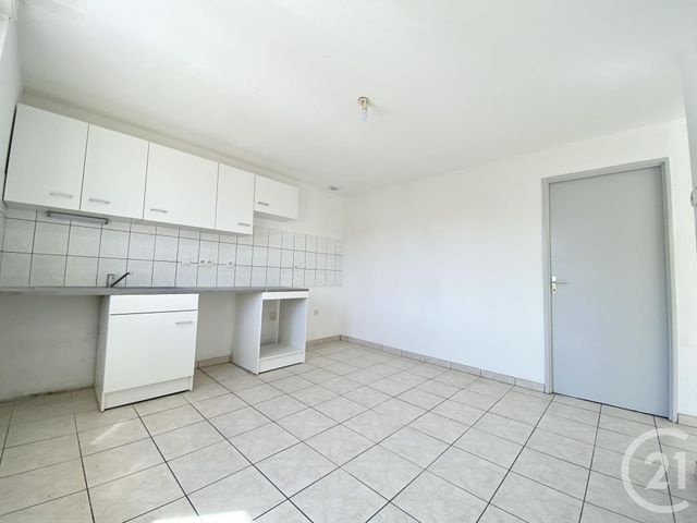 Appartement T4 &agrave; louer - 4 pi&egrave;ces - 79,61 m2 - La Batie Montgascon - 38 - RHONE-ALPES